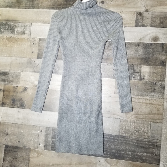 hippie Rose sweater dress - Picture 3 of 7